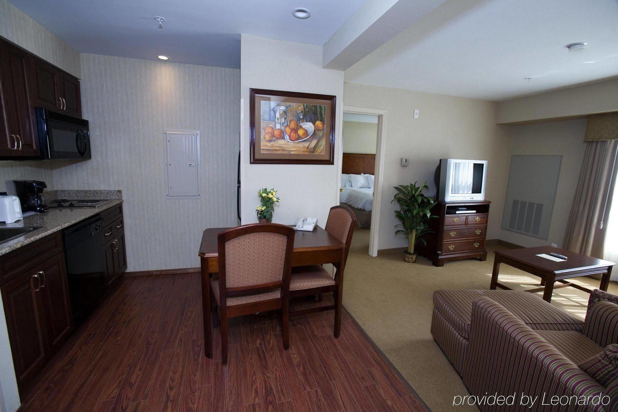 Homewood Suites By Hilton קובינגטון חדר תמונה